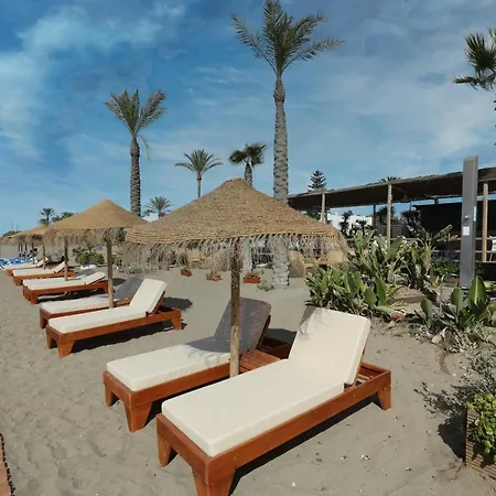 Apartment Modern House Only A 3 Minute Walk To The Beach. Estepona